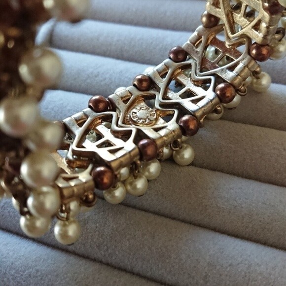 J. Crew multi-strand (five total) twisted faux pearl bracelet - Picture 4 of 10